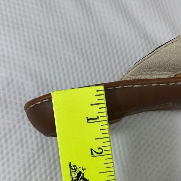 Born Cream Leather Women Sandals Thongs Flips - Picture 10 of 10